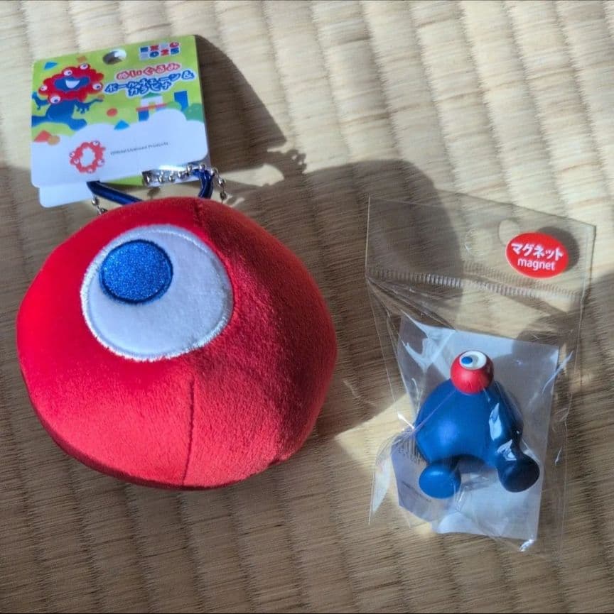 コミャク カラビナ ミャクミャク おしりマグネット - メルカリ