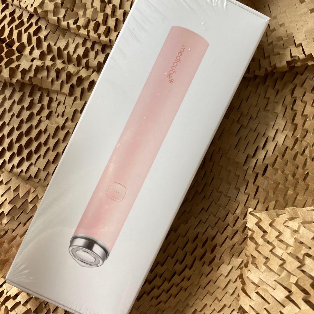 メディキューブ　美顔器　ミニ　AGE-R ピンク AGE-R ブースタープロ ミニ ピンク MEDICUBE｜メディキューブ 通販