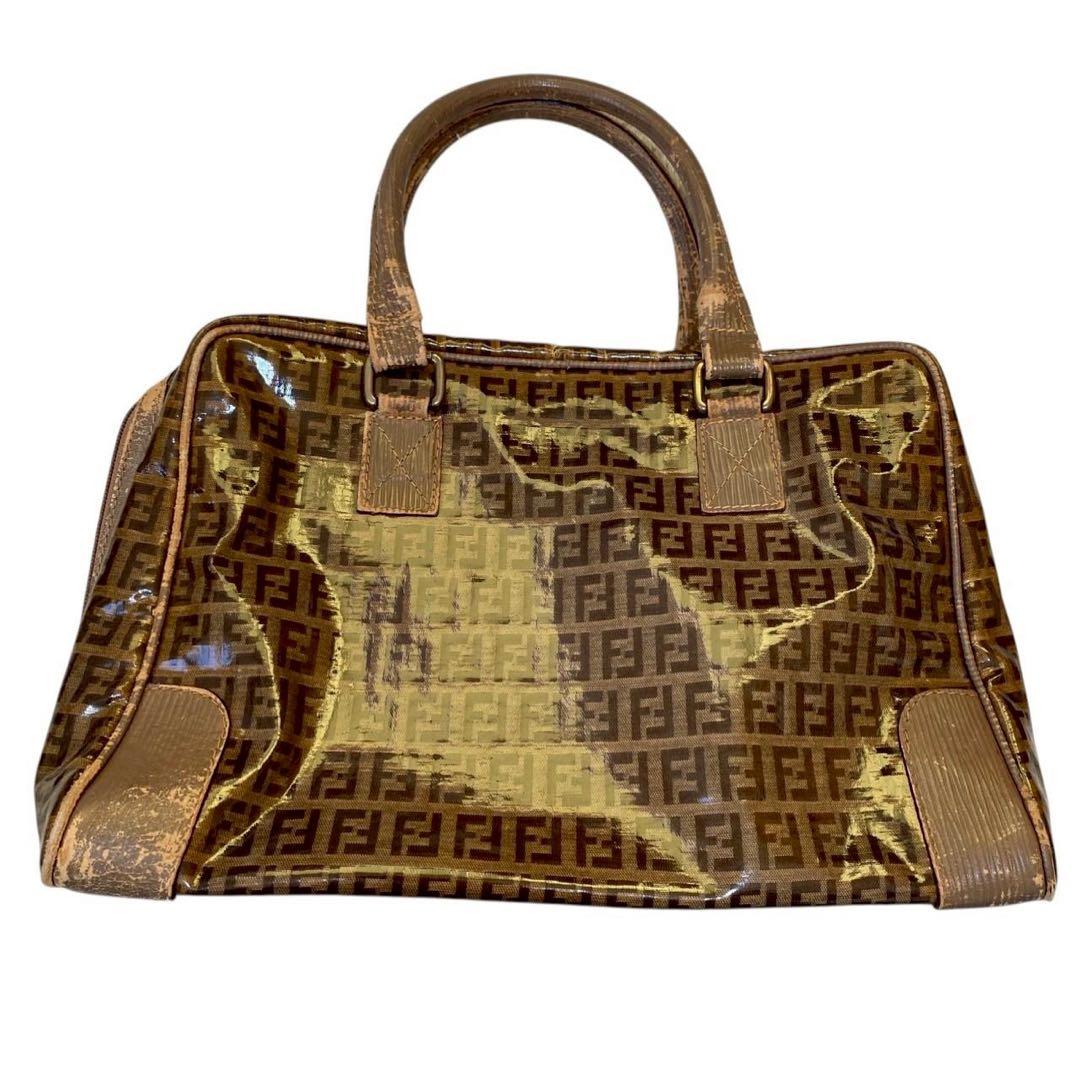 FENDI フェンディ ズッカ柄 エナメル ハンドバッグ - メルカリ