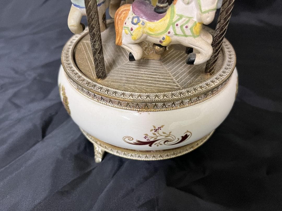 三協商事 メリーゴーランドのオルゴール 超希少！ - メルカリ