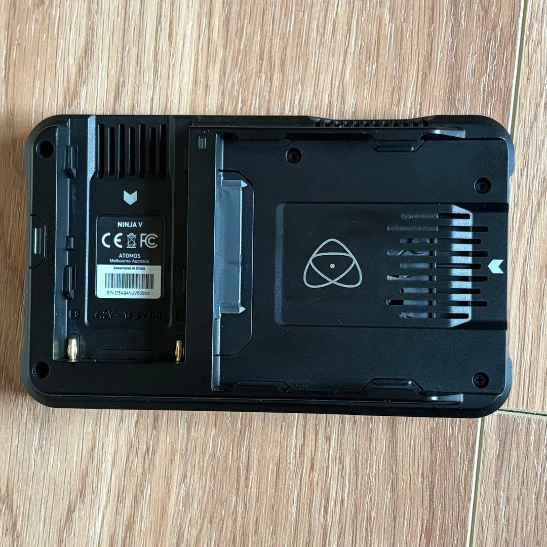 ATOMOS ninja V モニター SSD 1TB×2