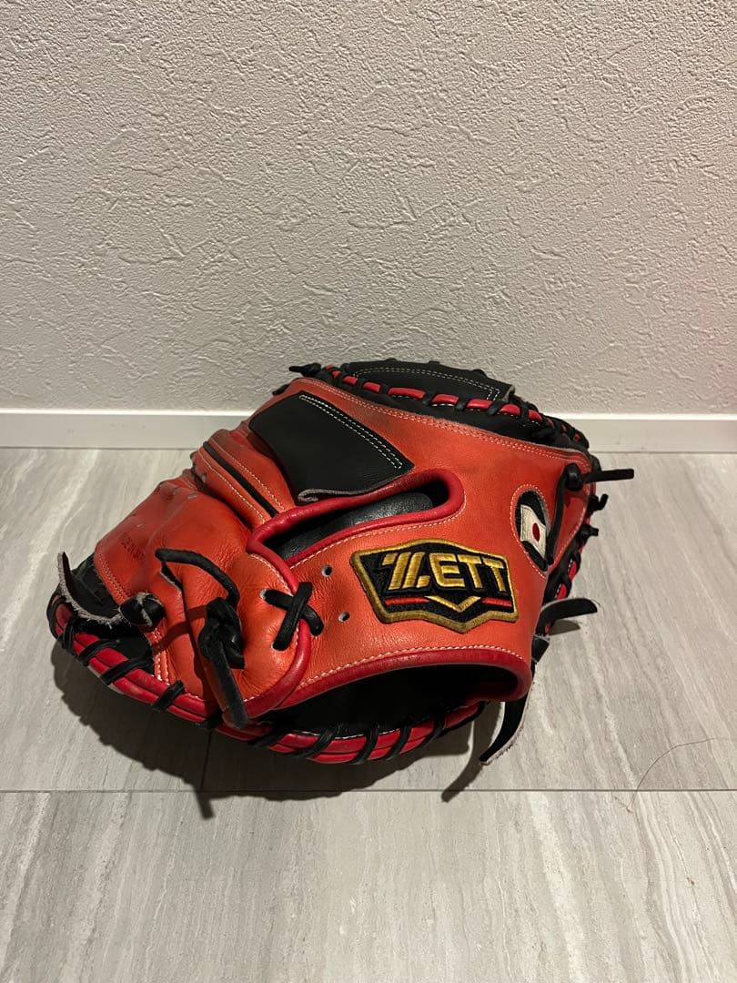 【美品】ZETT 軟式 キャッチャーミット 赤黒 プロステイタス プロステイタス ゼット 軟式 キャッチャーミット 森モデル ZETTOMO