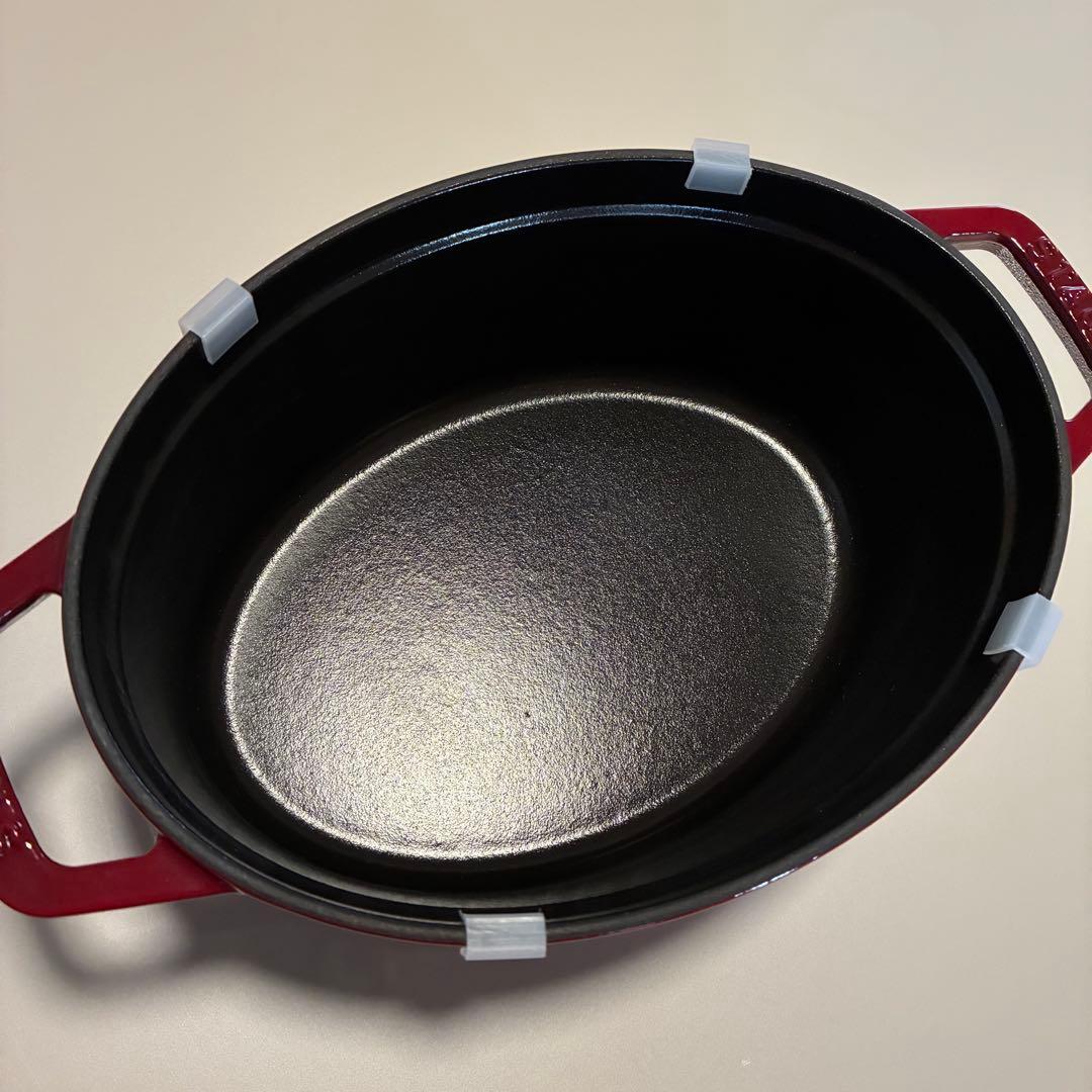 STAUB ストウブ ピコ ココットオーバル23cm チェリー レッド 鍋 - メルカリ