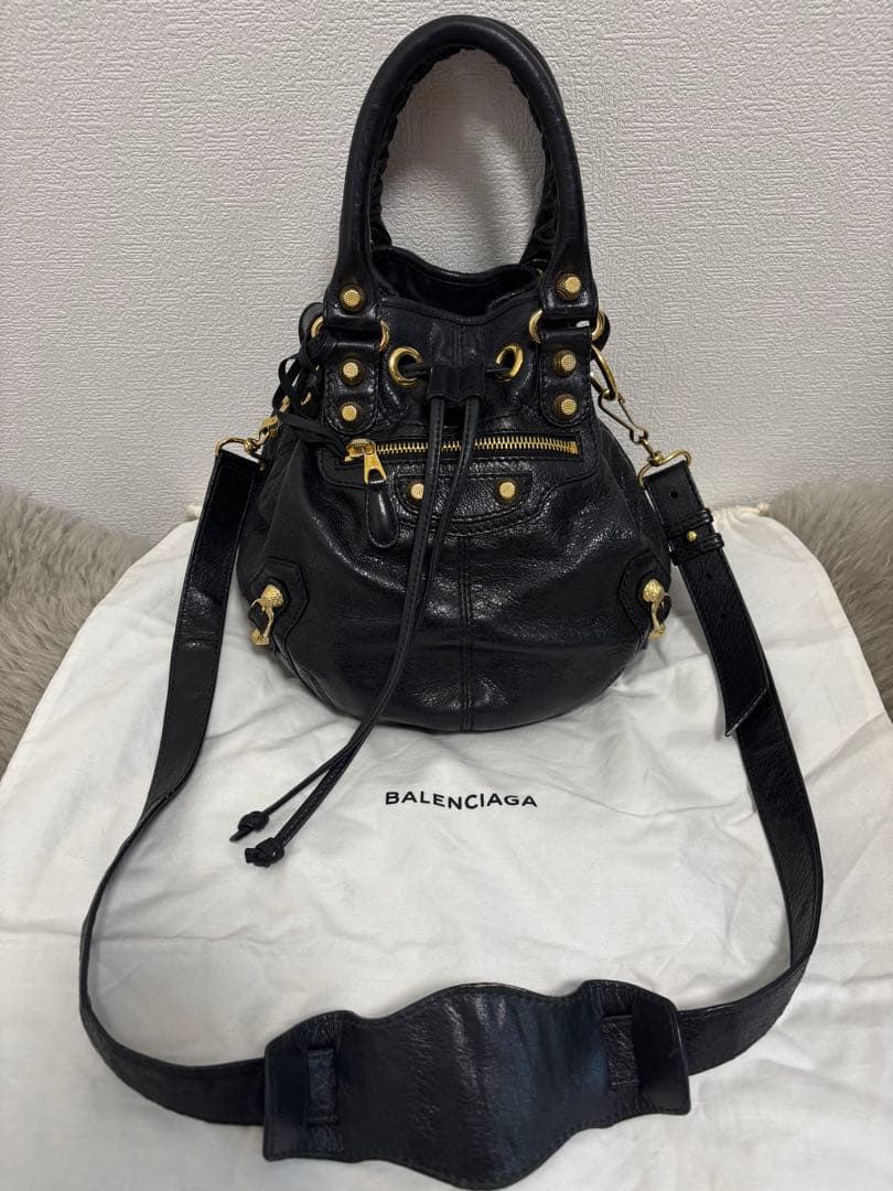 バレンシアガ BALENCIAGA レザーショルダー 2wayバッグミニポンポン