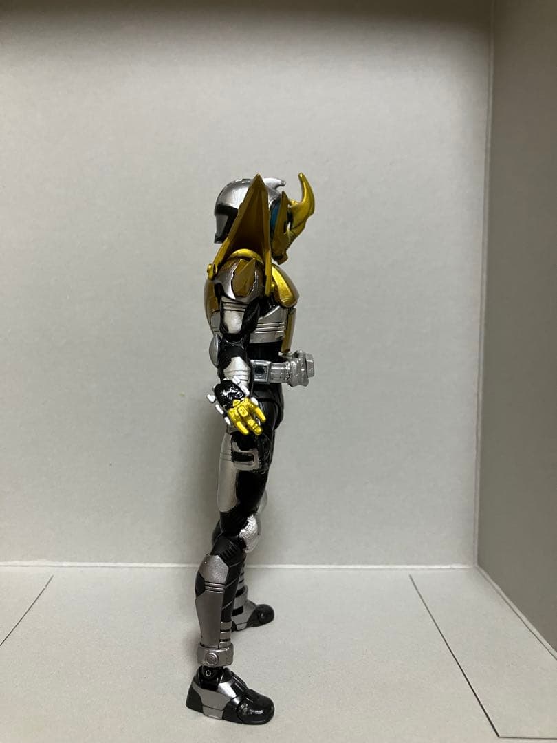真骨彫 仮面ライダーコーカサス S.H.Figuarts