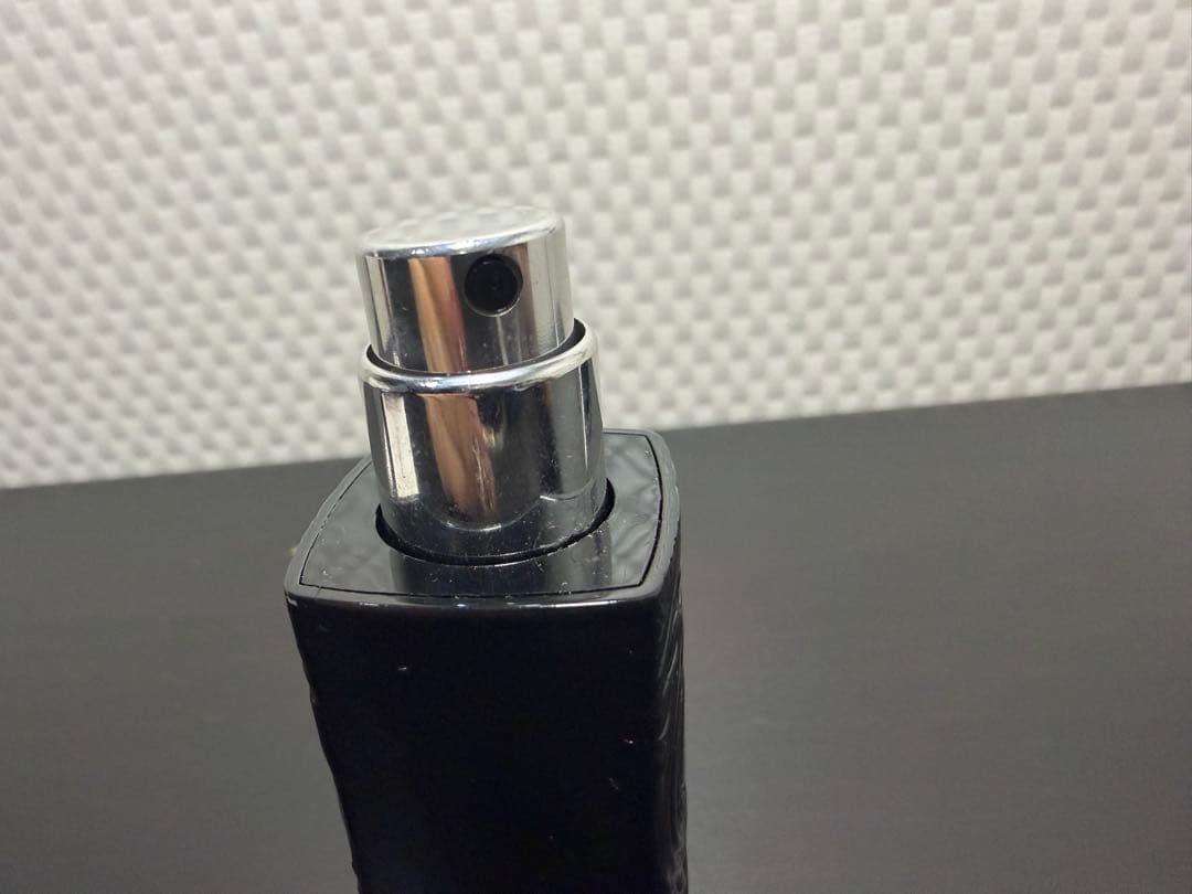 SR/1.17/17 キリアン　香水　ラブドントビーシャイ