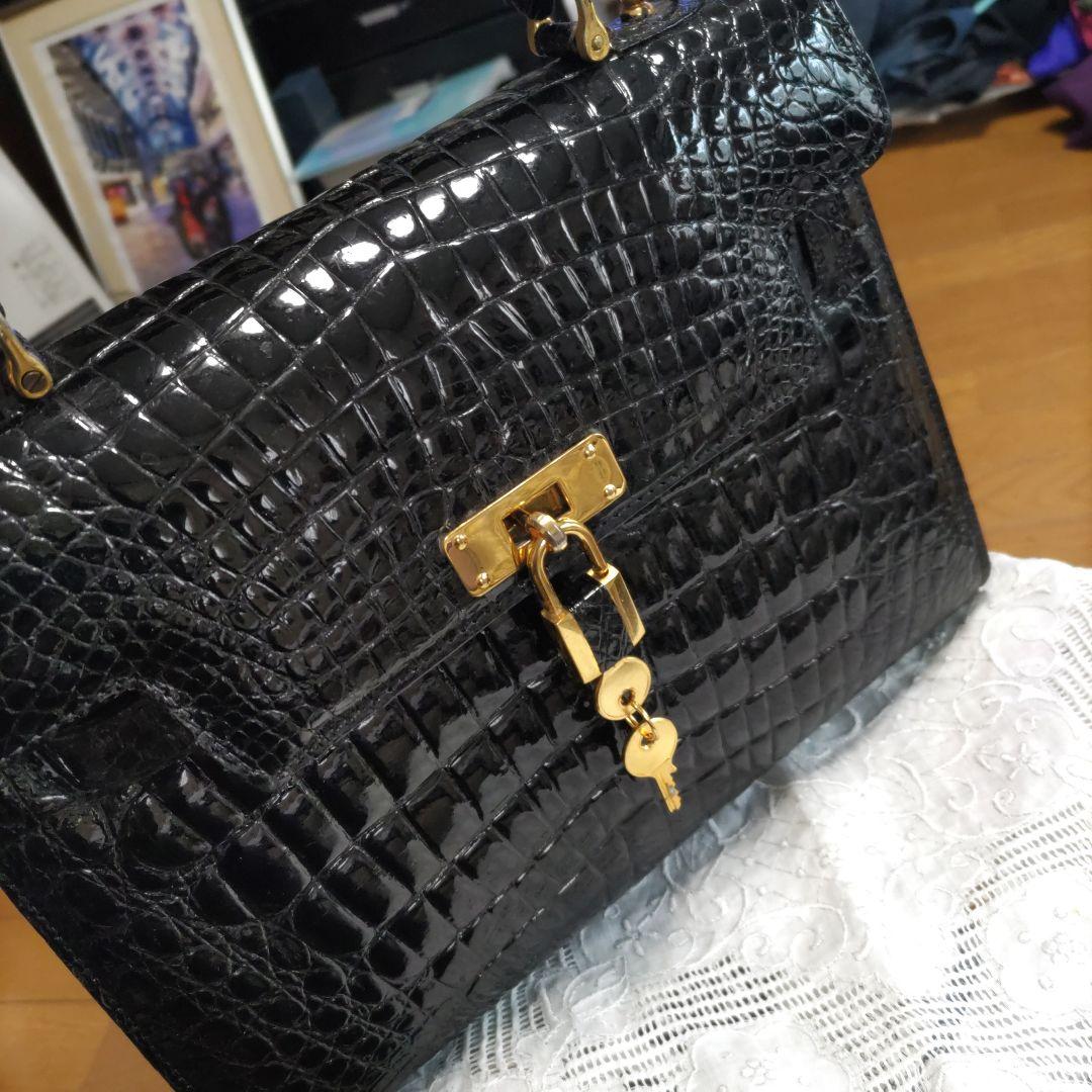 《シャイニング、クロコダイルバック》美品、角スレ傷無し、ベタつき無し1853