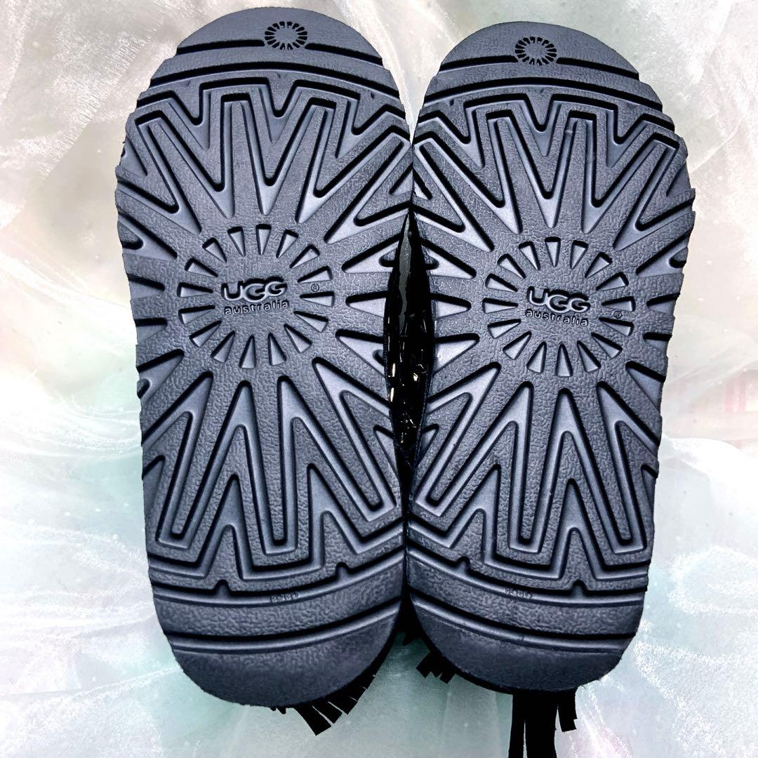 UGG×JIMMY CHOO コラボ星スタッズムートンブーツ アグ ジミーチュウ