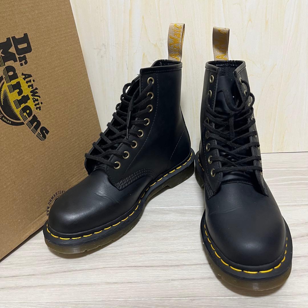 極美品　Dr.Martens ドクターマーチン 14045 8ホールブーツ　本革 Dr.Martens（ドクターマーチン） ブーツ レディース 8ホール