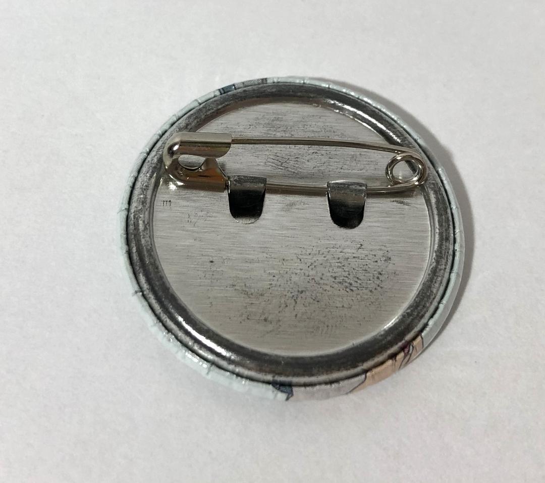 クリスタ ミニ 缶バッジ 進撃の巨人 中学校 進撃!巨人中学校