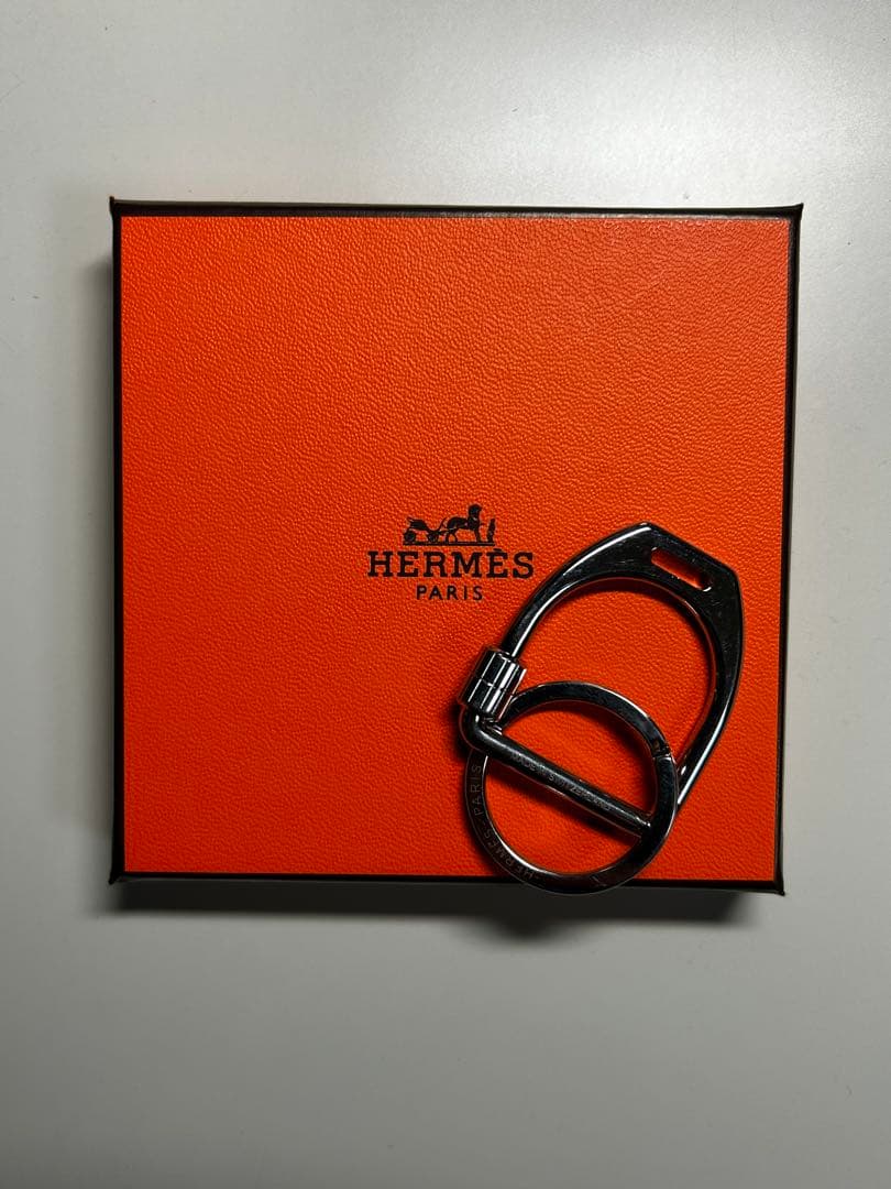 エルメス キーホルダー エトリエ 鐙モチーフ キーリング ステンレス HERMES エルメス キーリング付 メタル キーホルダー 
