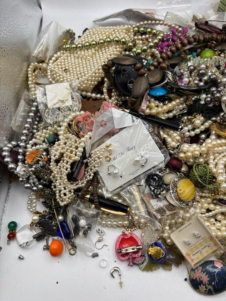 4kg イミテーション まとめ アクセサリー メッキ パール 18K含 ⑩ 遺品