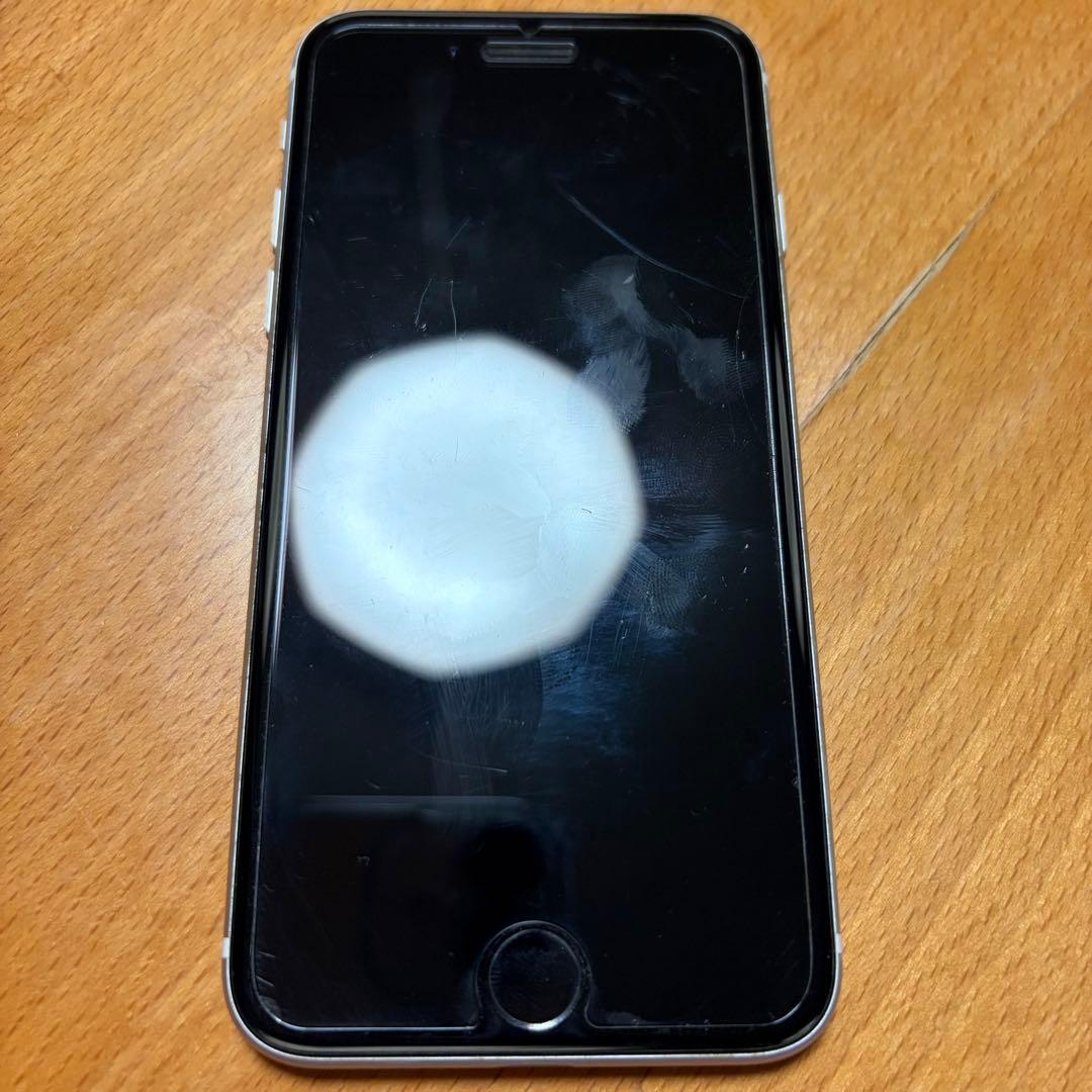 は*ち様 Apple iPhone se2 ホワイト 本体 iPhone se 2世代 ホワイト iPhone SE（第2世代） [AT Shop Otsuka