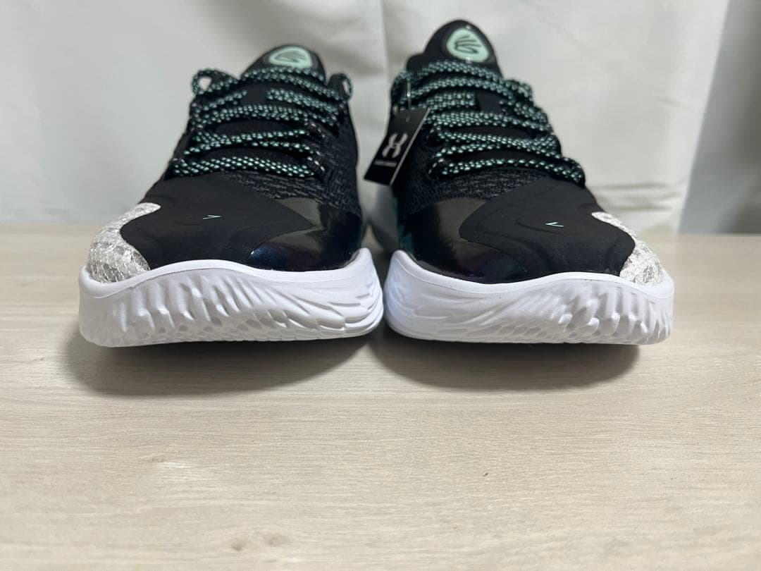 新品タグ付 アンダーアーマー カリー11 27.5cm バッシュ Curry11