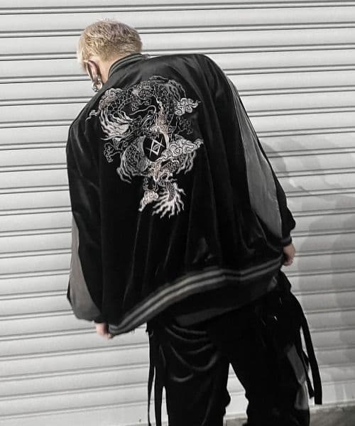 REFLEM/レフレム』ドラゴン刺繍ベロアスカジャン Black - メルカリ