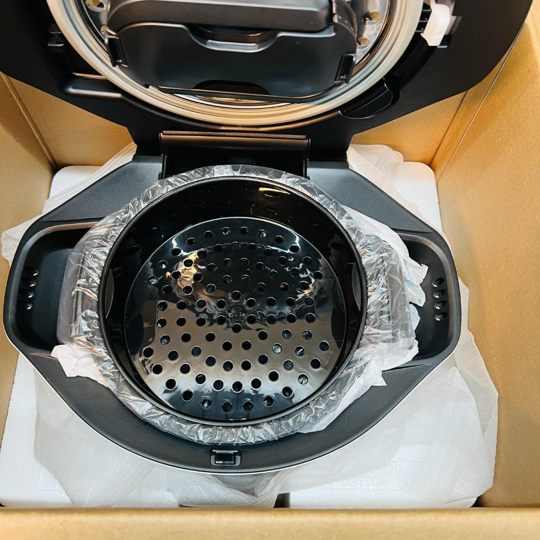 【新品】　シャープ ヘルシオ ホットクック 1.6L KN-HW16G-W