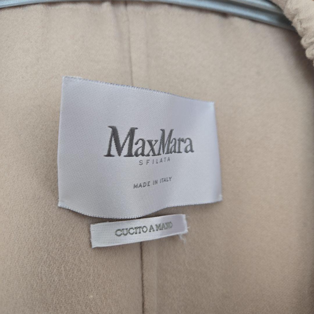 美品 お値下げしました！白タグ 手縫いラベル付きMaxMara ショート