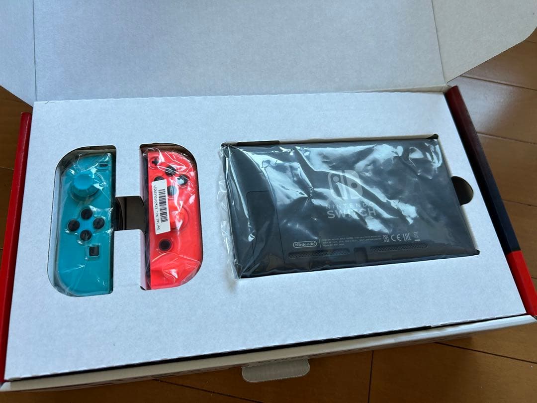 Nintendo Switch 青/赤 本体 画面保護フィルム、ケース付 - メルカリ