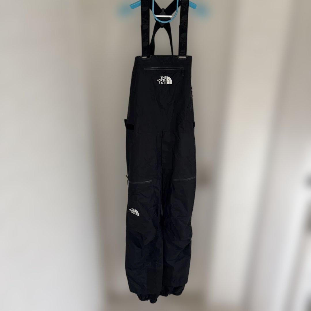 ま*も様 ノースフェイス ビームス 別注 ビブパンツ MULTIDOORSY B 冬のフィールドを想定したコレクションを発売！｜THE NORTH FACE