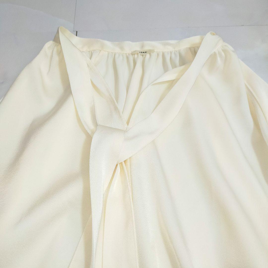 24AW✨イエナ IENA サテン ボウタイ スキッパーブラウス - メルカリ