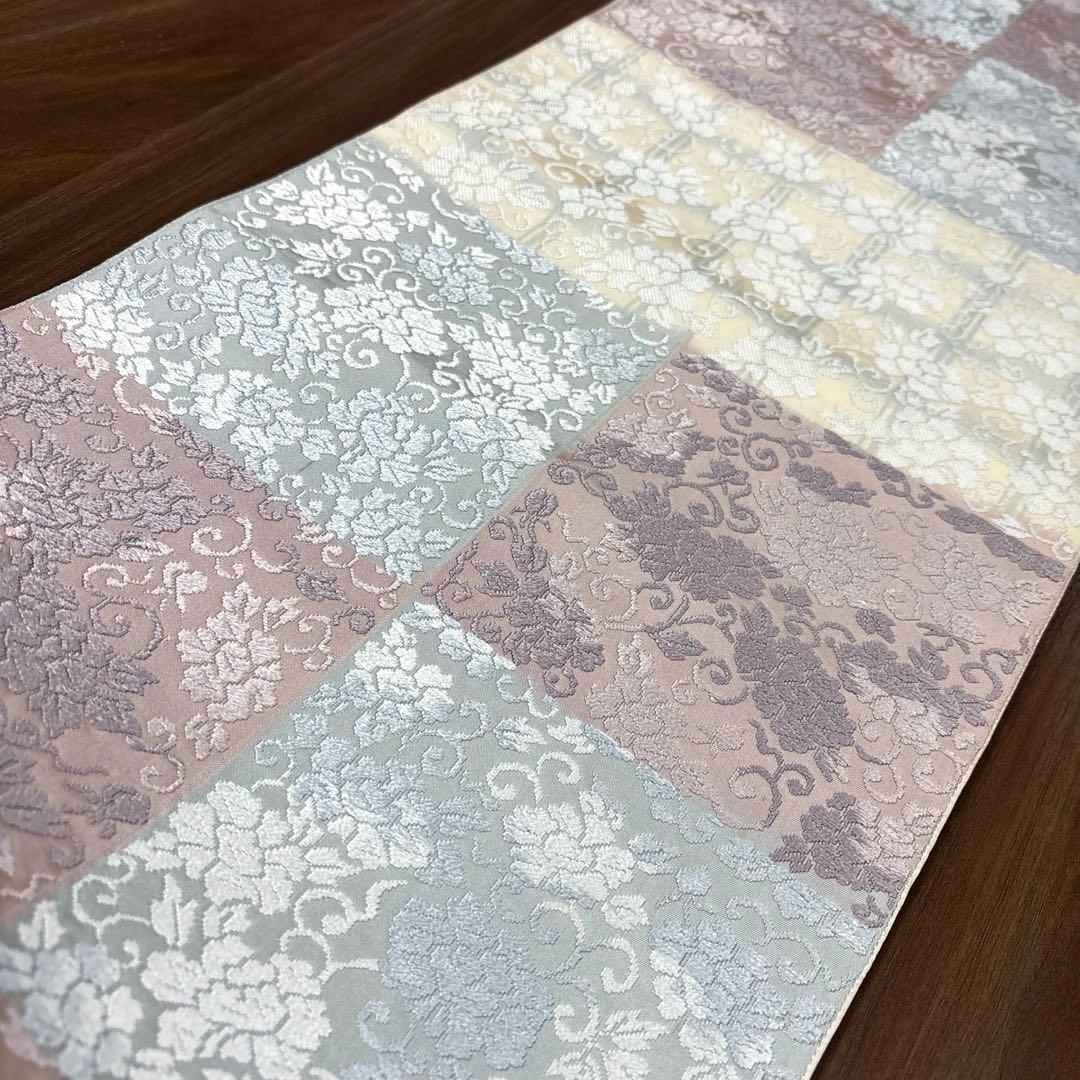 正絹　袋帯《唐織　花唐草》