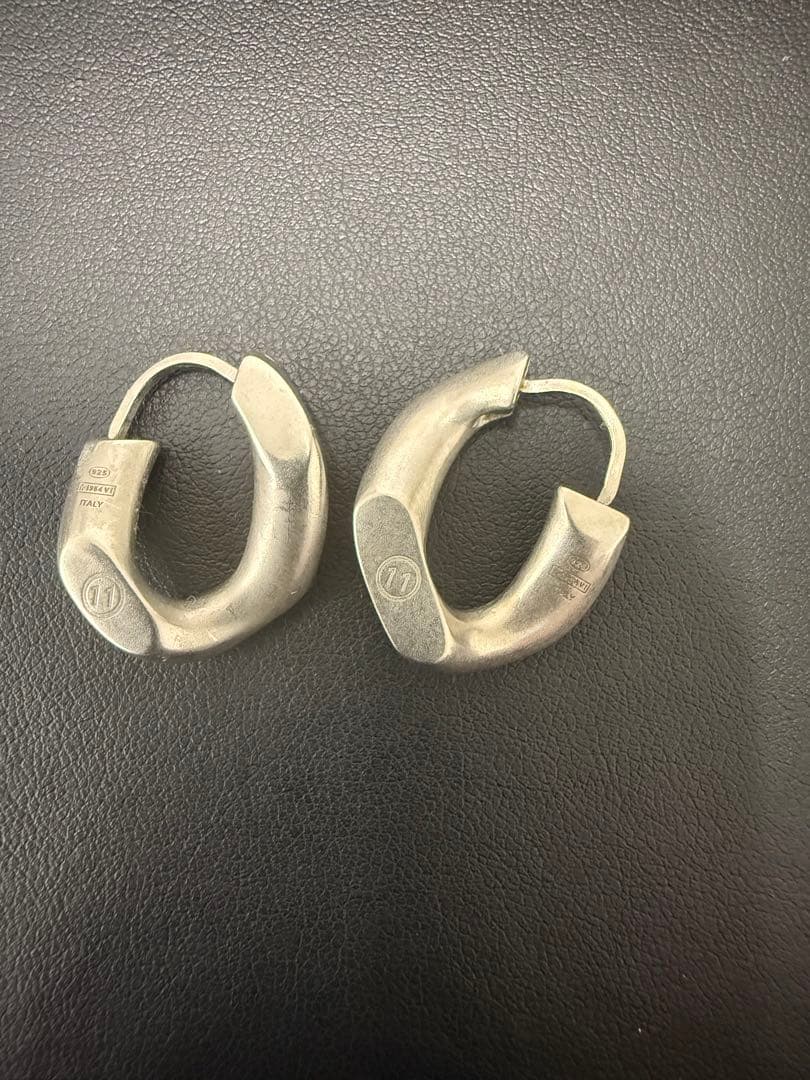 最終価格 マルジェラ フープピアス 両耳