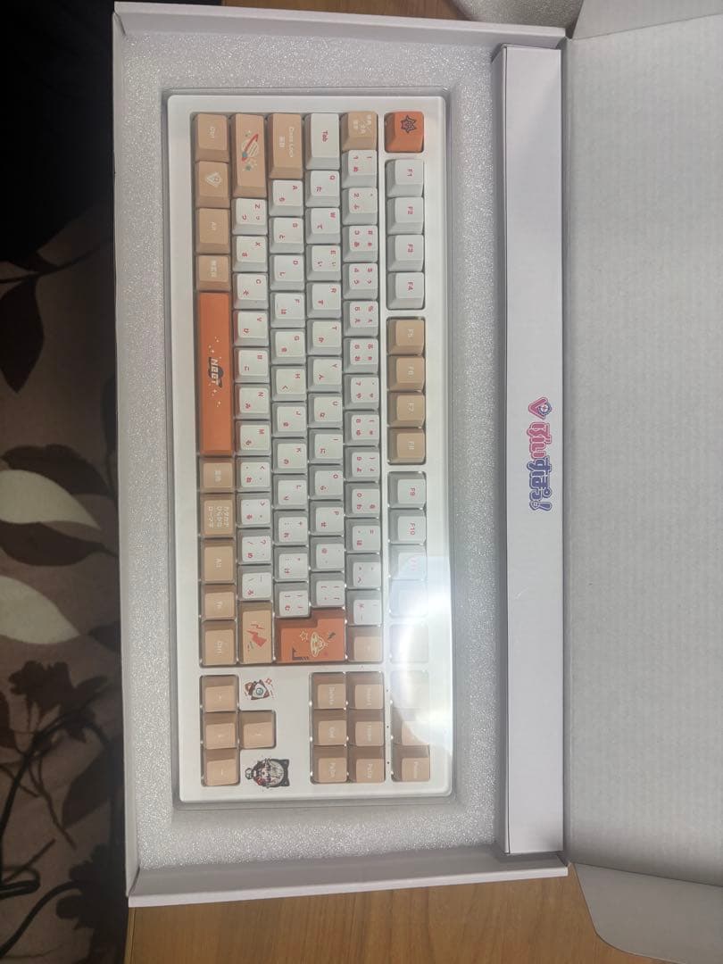 VSPO! GEAR ゲーミングキーボード小森めと