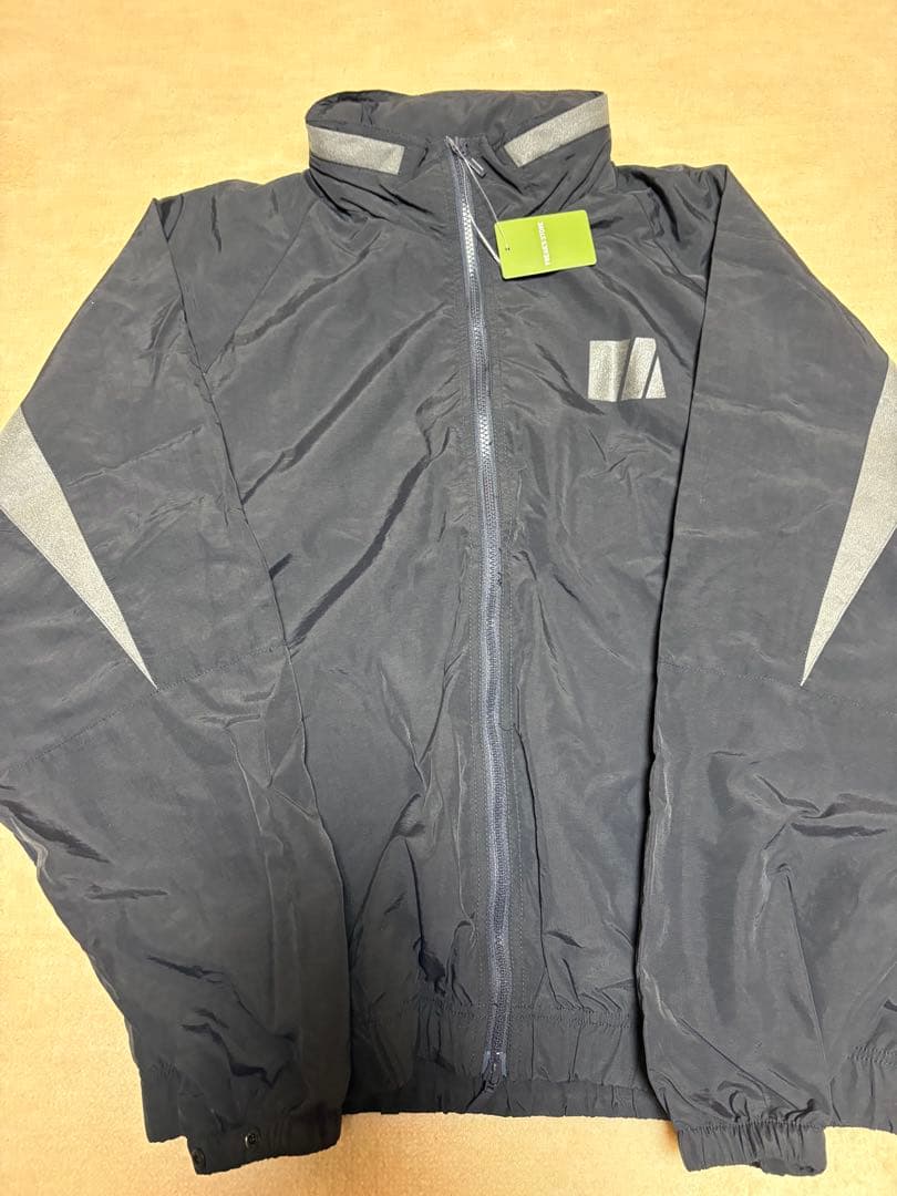 cahlumn トラックジャケット未使用 - メルカリ