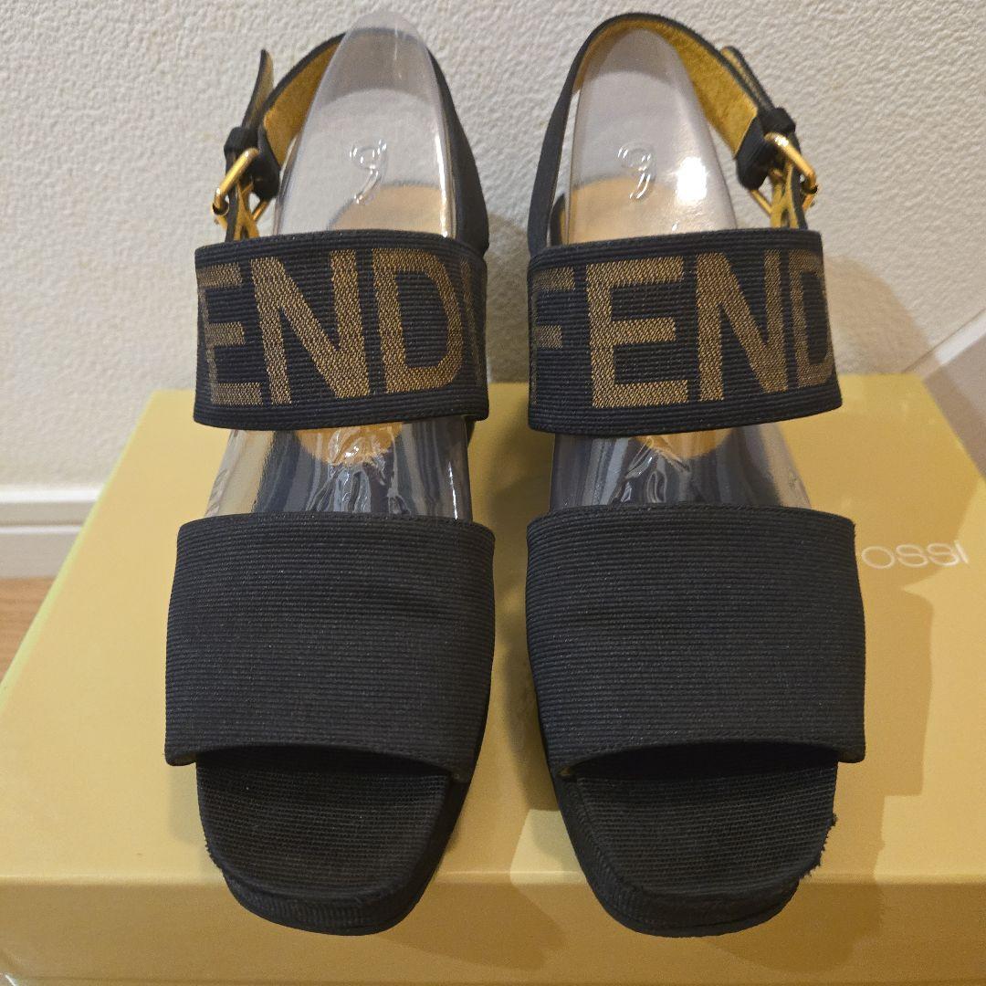 FENDI サンダル【お値下げ致しました】