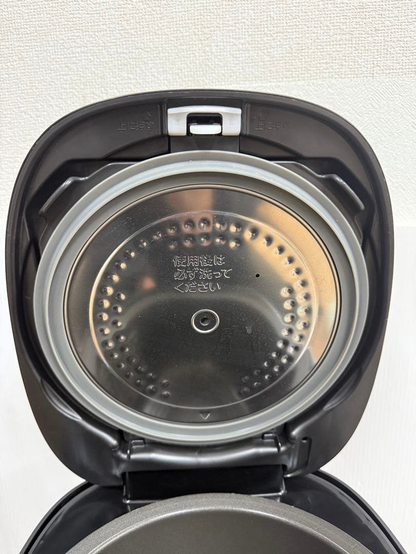 TOSHIBA真空圧力IHジャー炊飯器 RC-18VRV 1.8L 2023年製