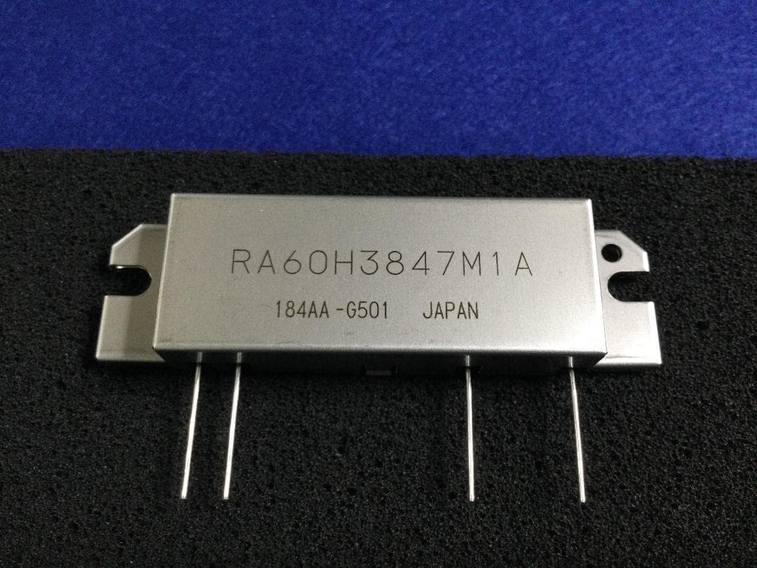 RA60H3847M1A 三菱 470MHz 60W RF モデュール １個 RA60H3847M1 Mitsubishi RF Module 378-470 MHz 60W 12.5V, New Old Stock