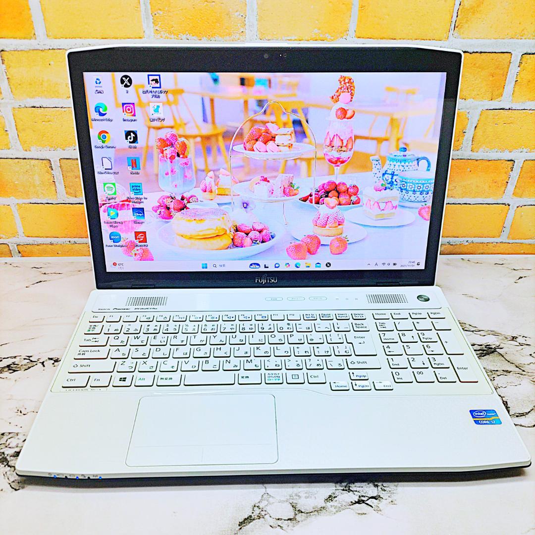 タッチパネルノートパソコン❤️爆速SSD❤️メモリ16G✨高性能i7