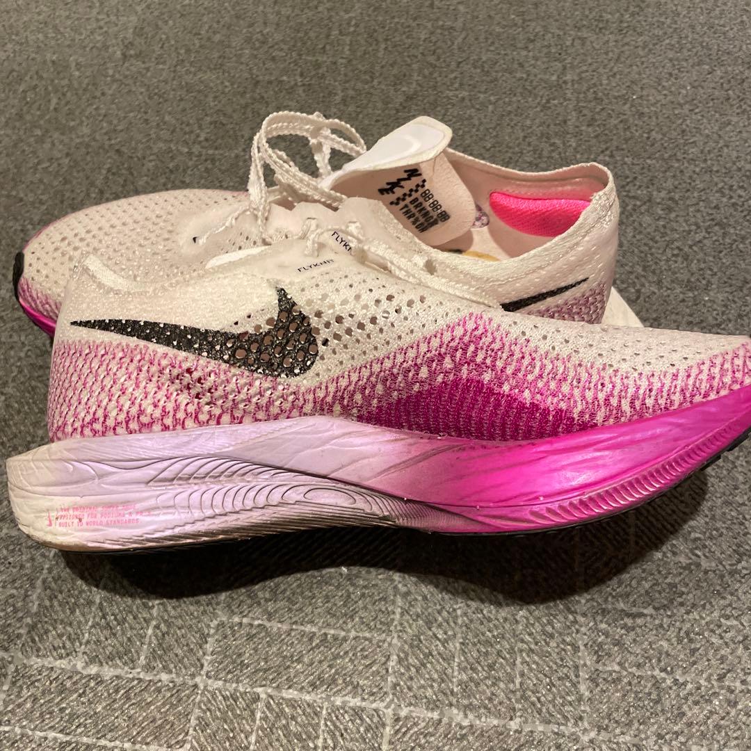 ナイキ　ズームX ヴェイパーフライ ネクスト% 3 25.5cm