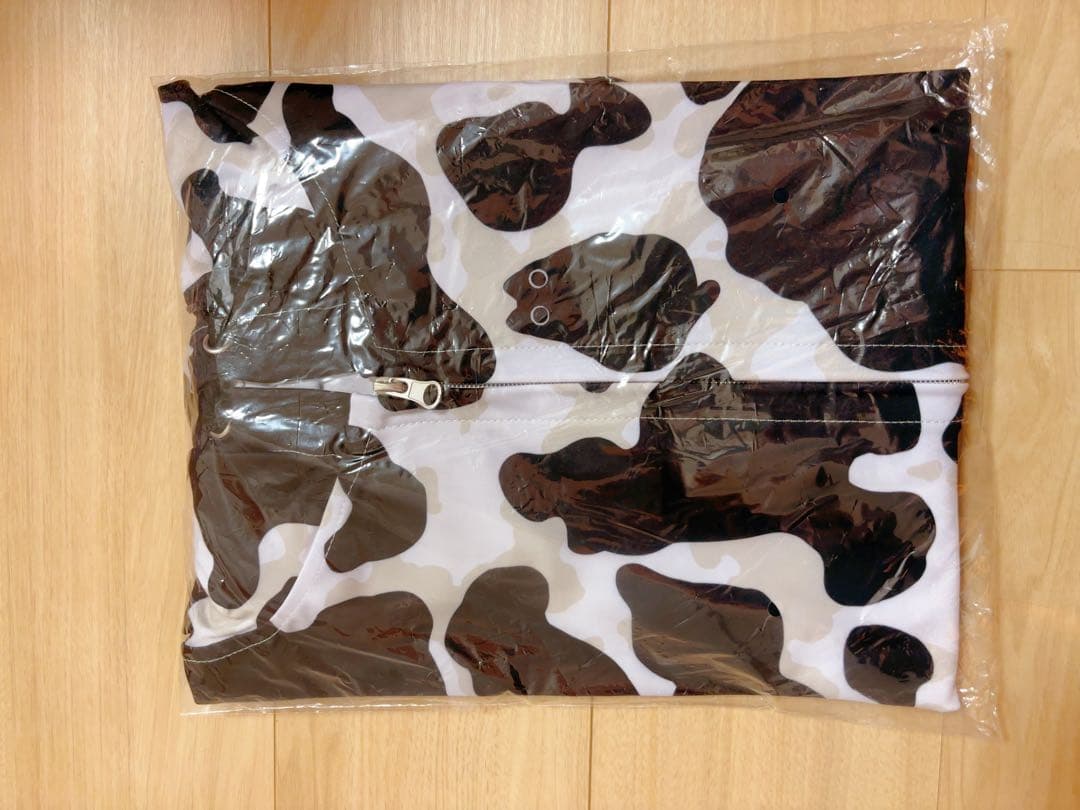 激レア 新品未開封 御敷仁 2021新春牛娘 グラフィックパーカー 黒ノ御