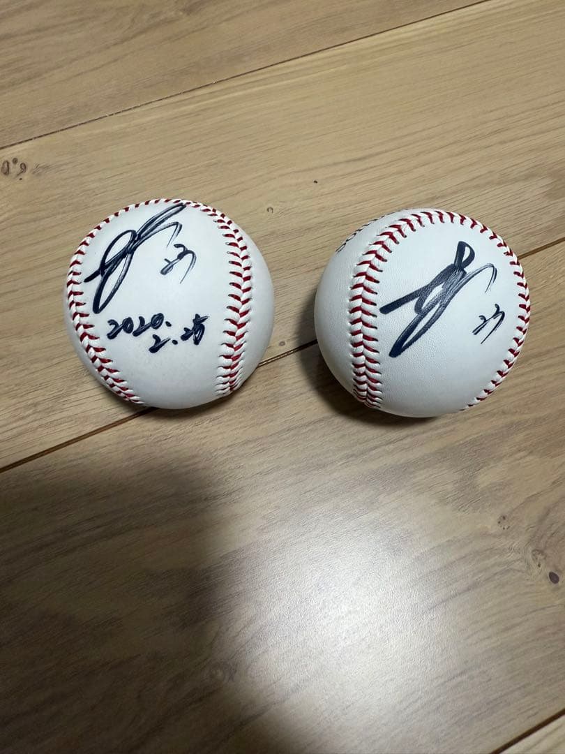 【よっちー】周東佑京選手　直筆サイン入りボール 数量限定】2025 グラフィック入り「直筆」サインボールケース 周東佑京