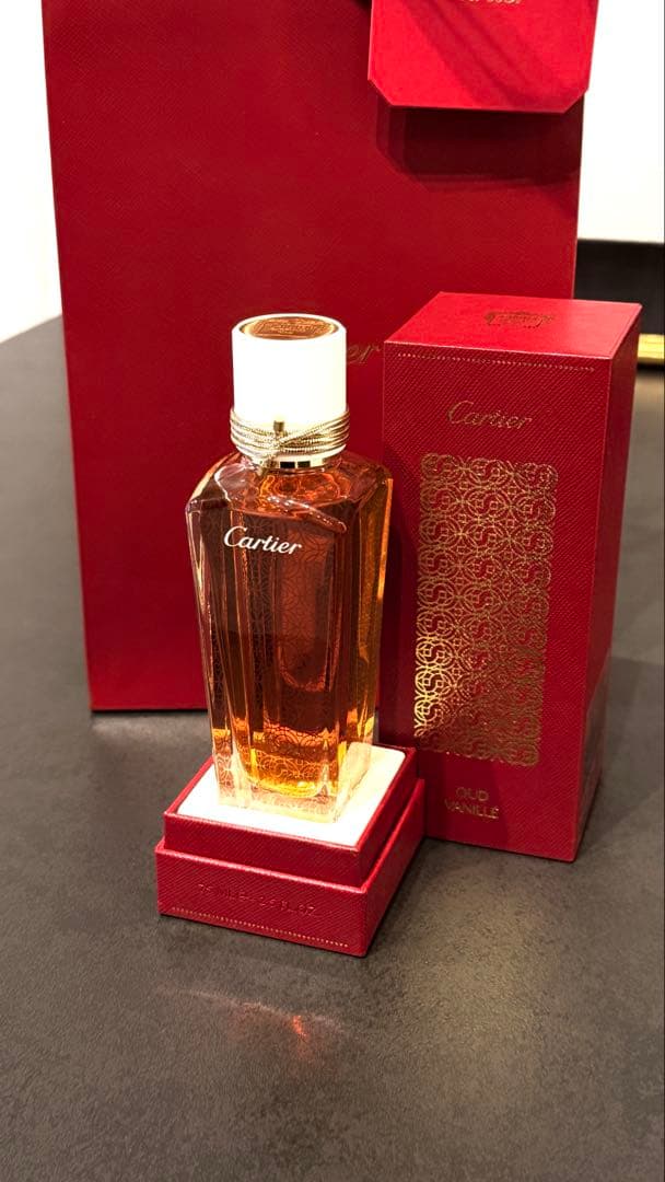 カルティエ　香水　CARTIER ヴァニエフレグランスOud Vanillé Cartier Oud Vanillé Eau de Parfum | Saks Fifth Avenue