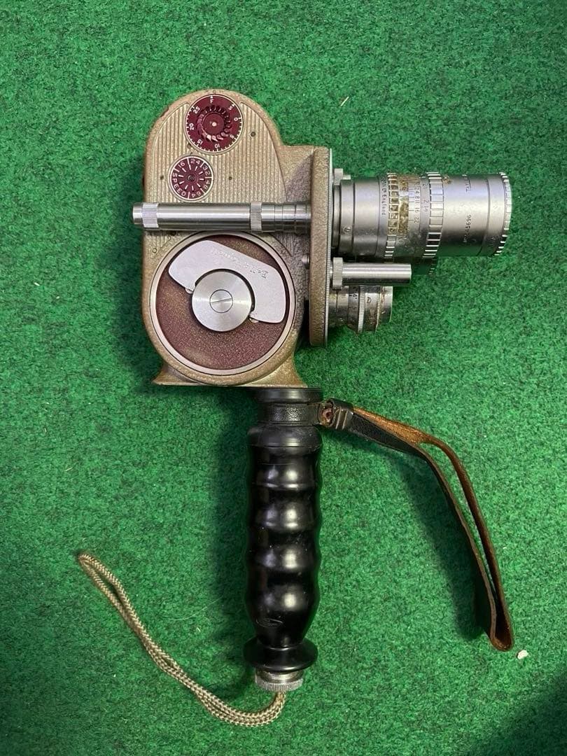 【匿名便】Bell & Howell ベルハウエル ターレット式 8ミリカメラ VINTAGE Bell & Howell 8mm Movie Camera with Dual Electric Eye