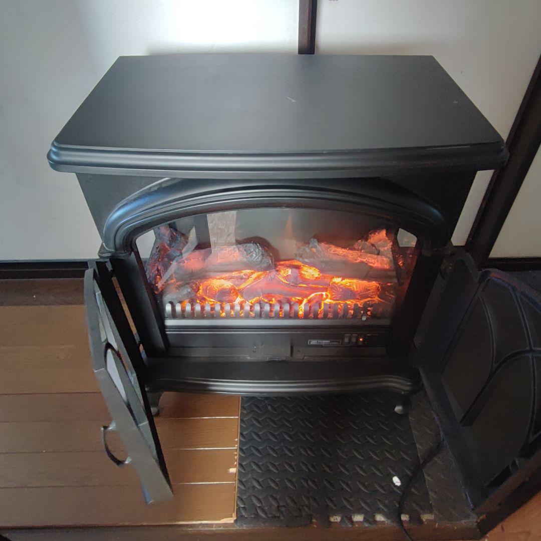 引取限定・近隣配送可】ニトリ ワイド暖炉型ファンヒーター（中古