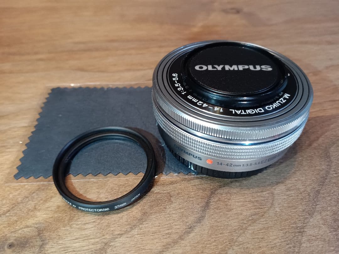 限界価格【レンズプロテクター付き】極美品 OLYMPUS 14-42mm EZ - メルカリ