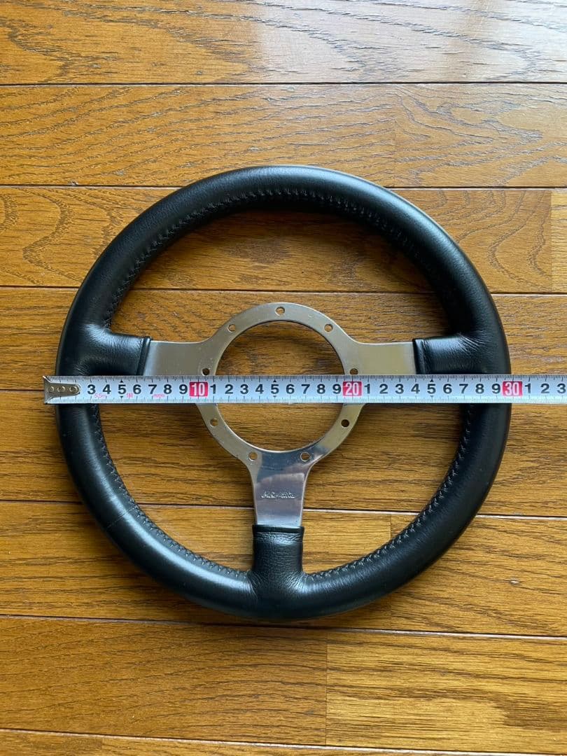 ローバーミニ モトリタレザース ステアリング30パイ 目立った傷や汚れなし モトリタ レザーステアリング フラット 14インチ : ミニマルヤマ