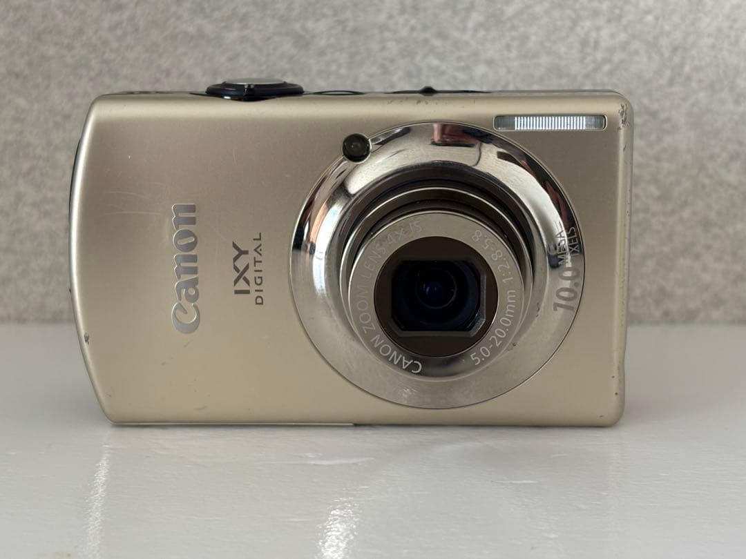 Canon IXY920IS ゴールド 動作品 充電器、SDカード4GB付き