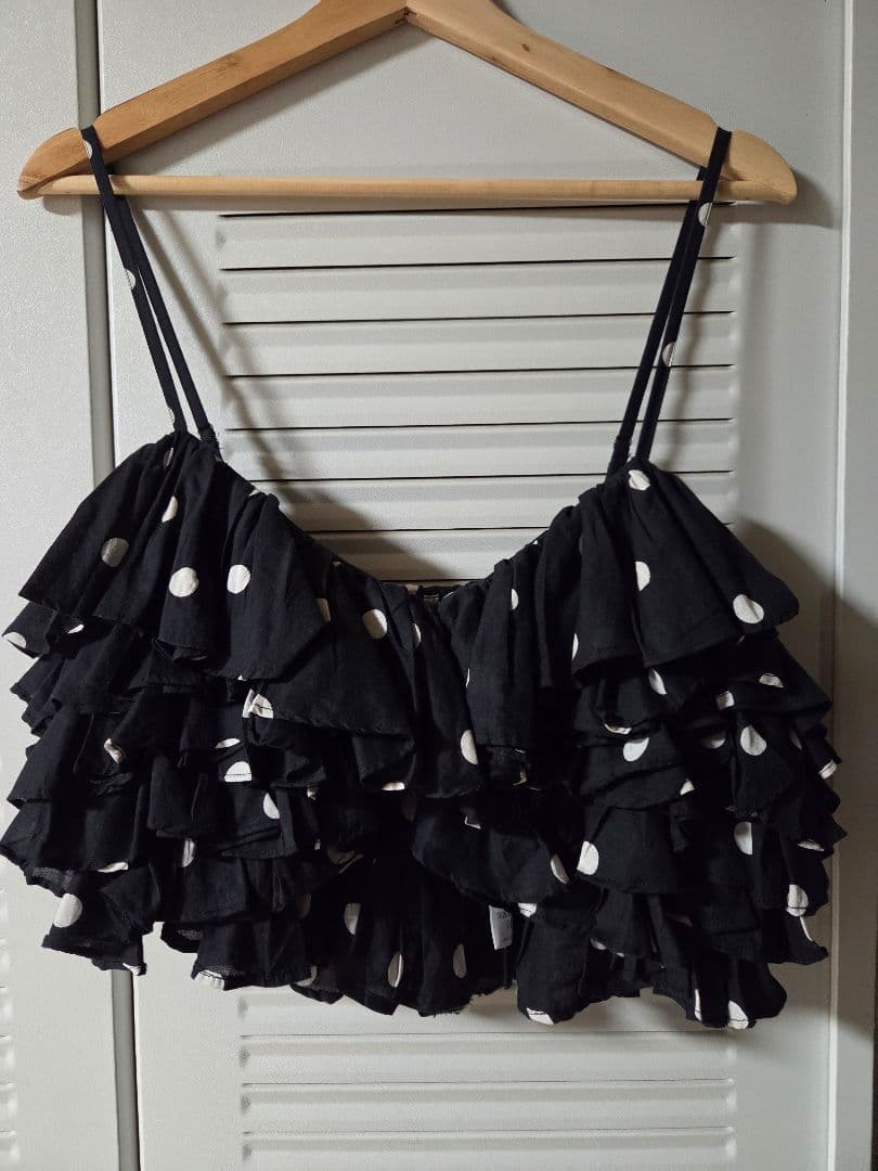 crinkle crinkle crinkle ドットフリルキャミ ブラック - メルカリ