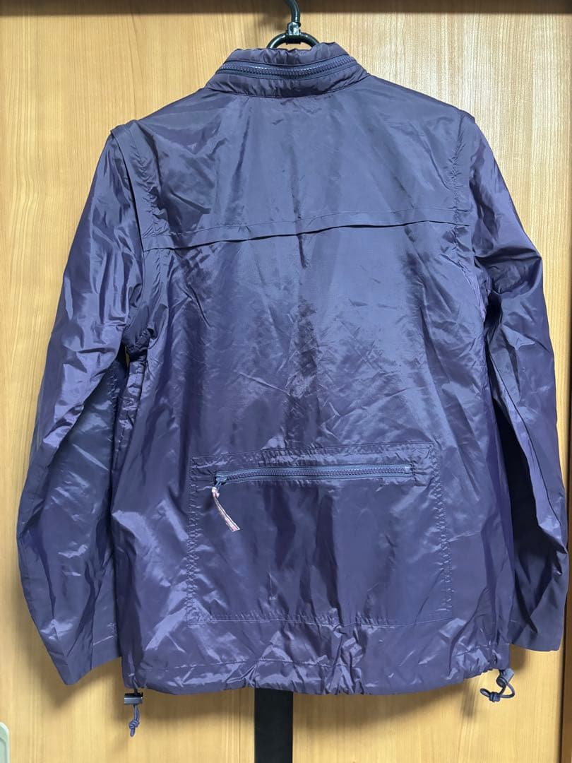 べティーズブルー 紫色 ジッパー付きジャケット
