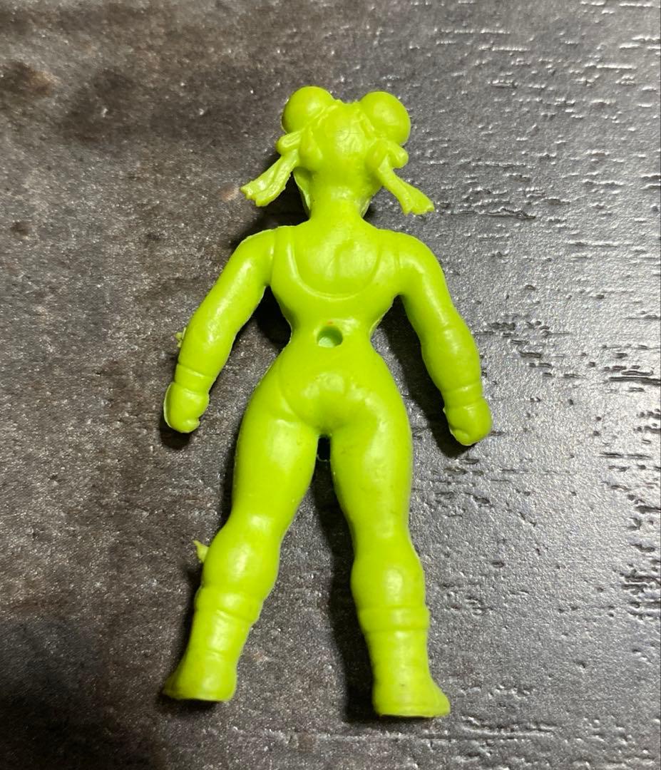 ストリートファイターII アクションクロス春麗 消しゴム クロスアップ