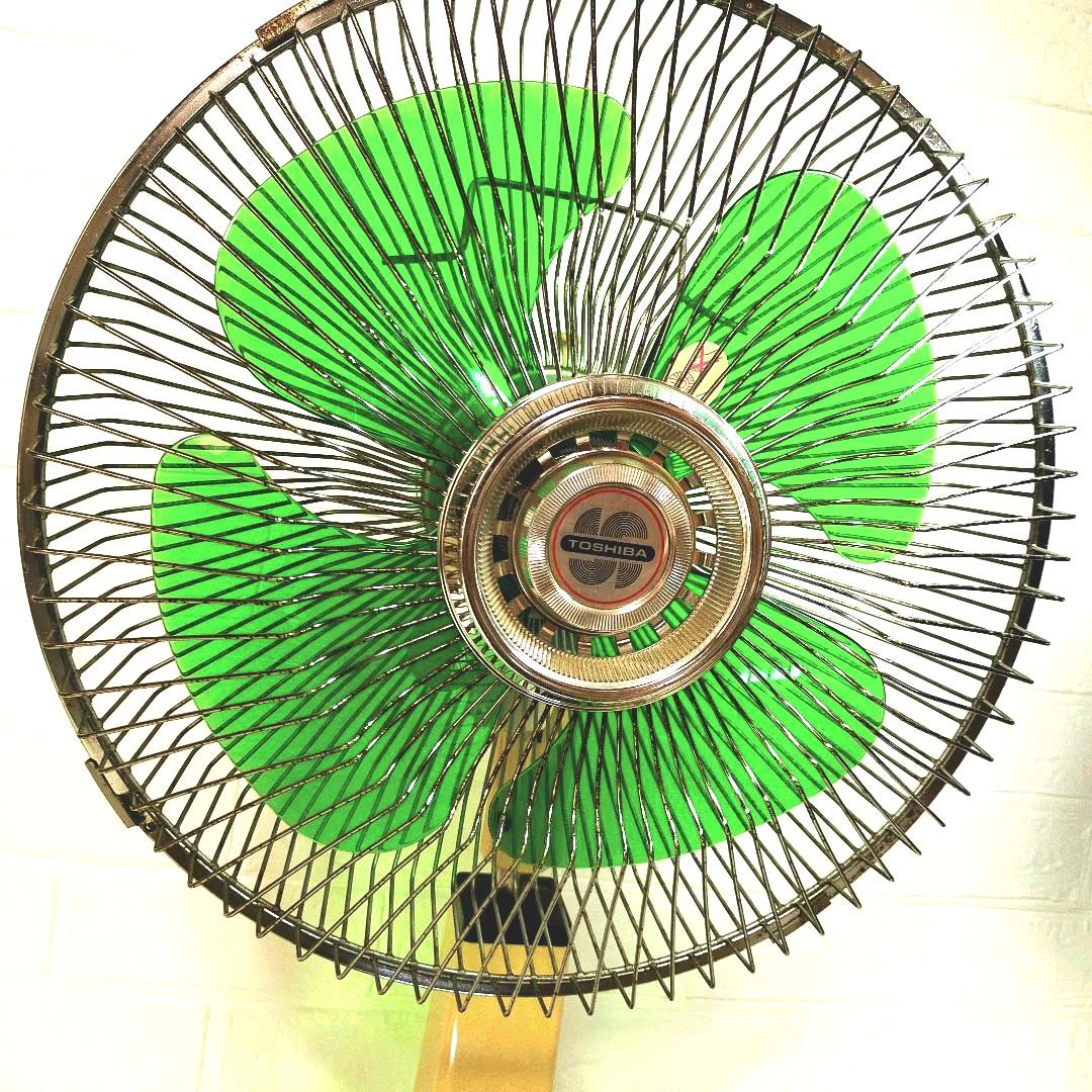 東芝 TOSHIBA 昭和家電 レトロ 扇風機 グリーン - メルカリ