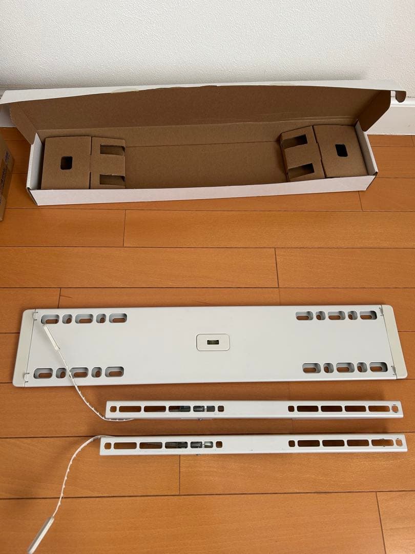 IKEA UPPLEVA テレビ 壁掛け 金具 （イケア）