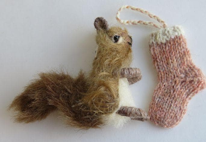 116■ぬいぐるみ作家 五十嵐めぐみ▲リスぬいぐるみ Kutcha Kacha▼