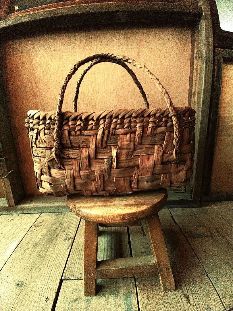 信州安曇野の山葡萄かごバック。里山手仕事。 - メルカリ