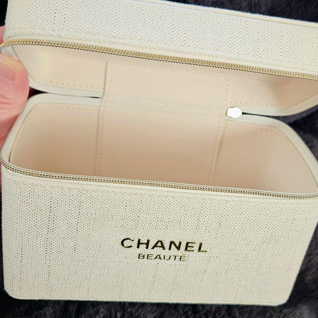 CHANEL シャネル ノベルティ バニティケース バニティポーチ - メルカリ