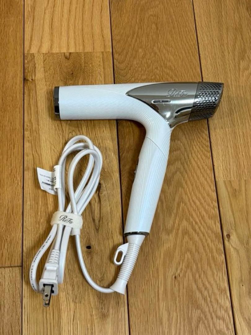 ReFa ビューティックドライヤー 2023年製 ジャンク品